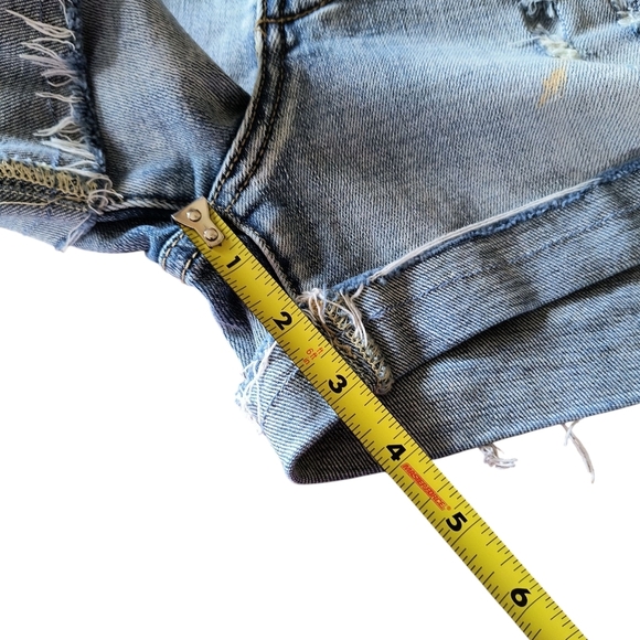 Anthropologie Pilcro Button Fly Faded Blue Denim Shortie Shorts Size 27 - Picture 7 of 11